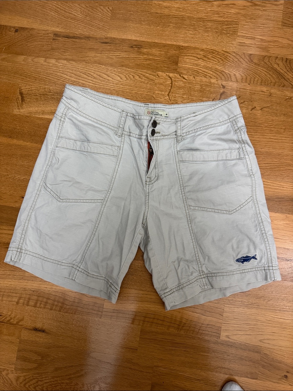 Royal Robbins Light Gray Women's Utility Shorts with Fish Accent
